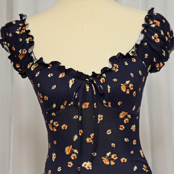 Navy Floral Print Super Soft Puff Sleeve - Picture 2 of 7